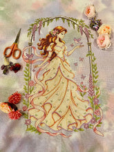 Load image into Gallery viewer, Florienne, the Fluttering Charm
