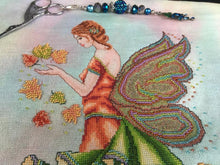 Carica l&#39;immagine nel visualizzatore di Gallery, Fallyn, The Fall Fairy
