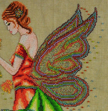 Carica l&#39;immagine nel visualizzatore di Gallery, Fallyn, The Fall Fairy
